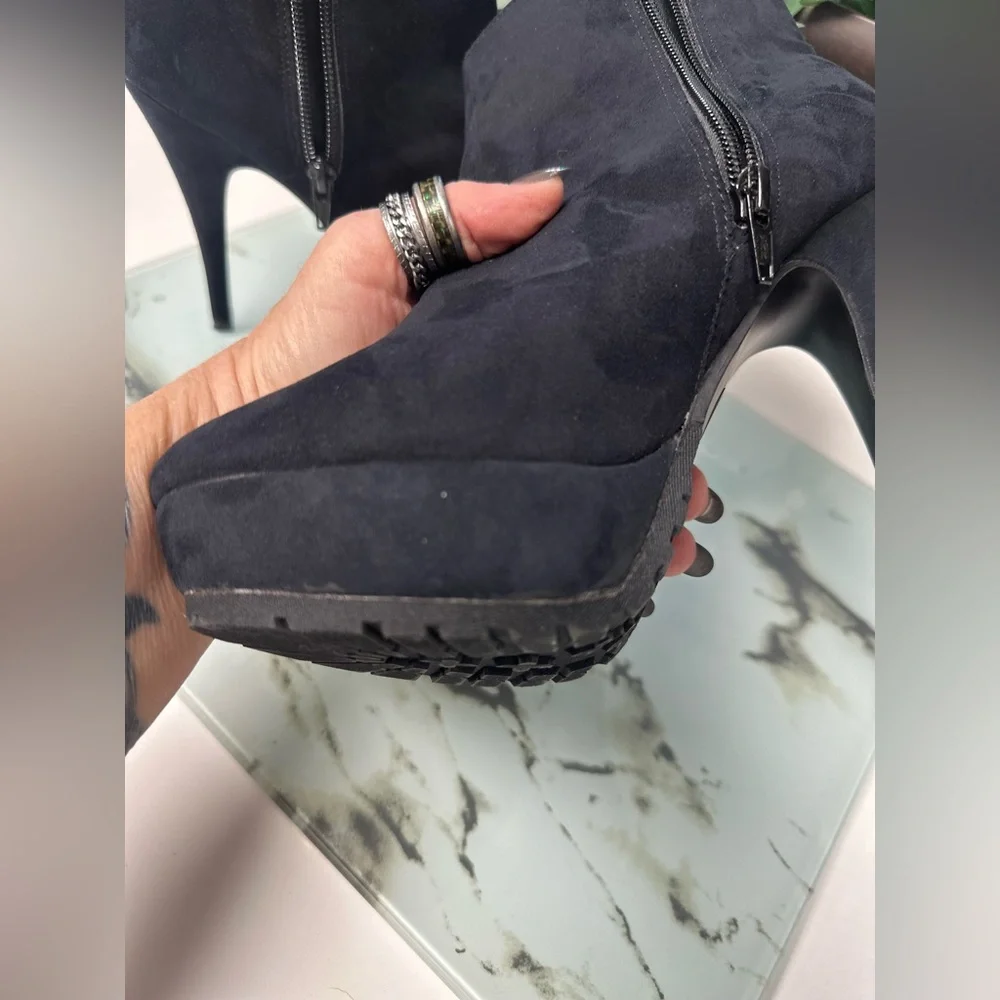 Black Stiletto Heeled Ankle Boots - Picture 10 of 15